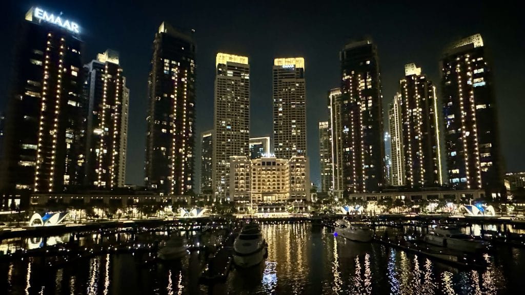 ドバイの綺麗な夜景