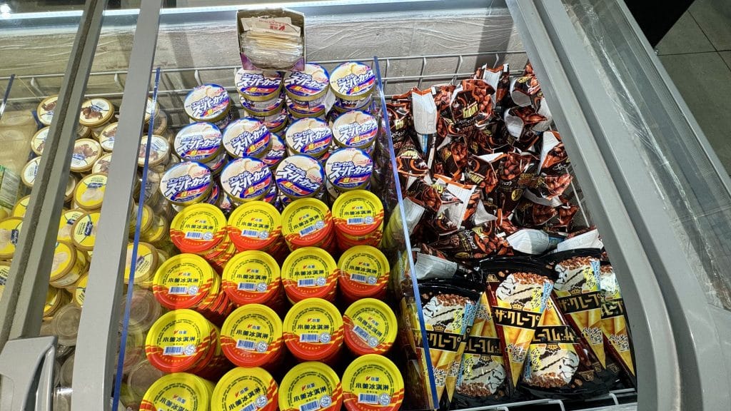 ドバイのWEMART:アイスクリームコーナー