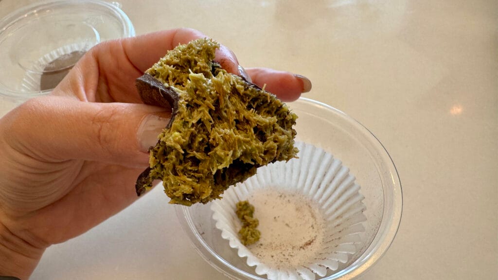 ドバイもちクッキーの断面