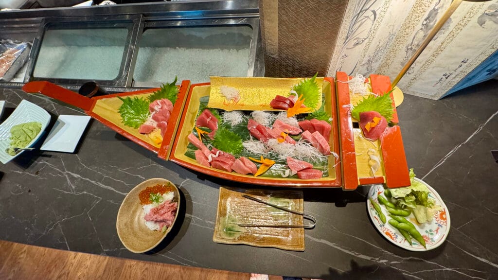 ドバイ：友(TOMO)ビュッフェ：お刺身コーナー