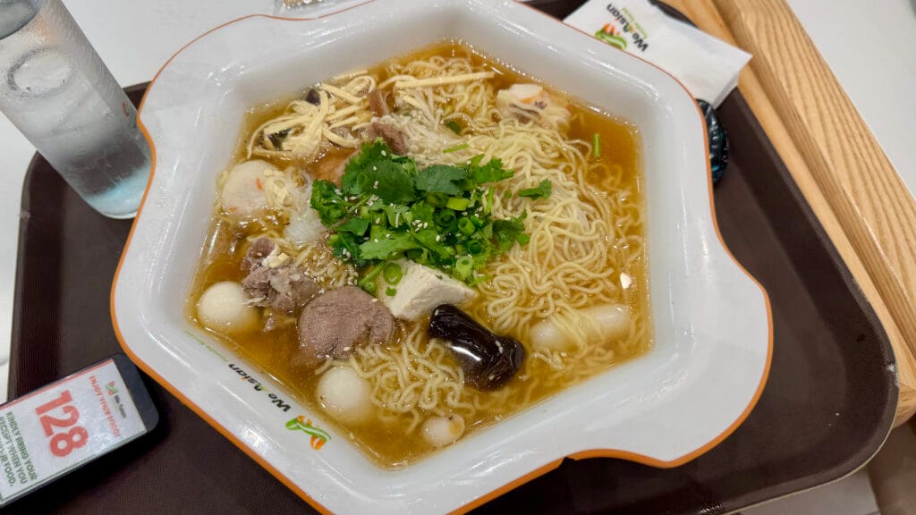 『We Asian Hall』のHot Pot(鍋)