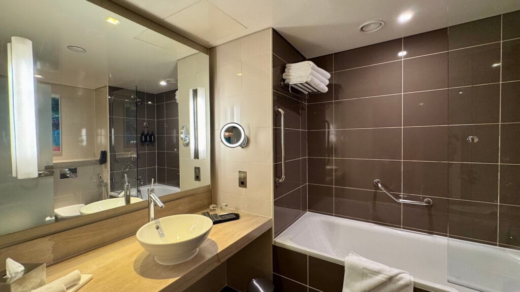 アブダビ「Yas Plaza Hotels by IHG」の客室